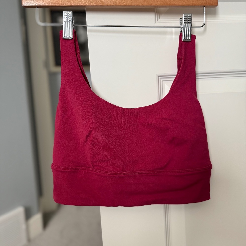 Lululemon align sports *light support C/D pomegranate